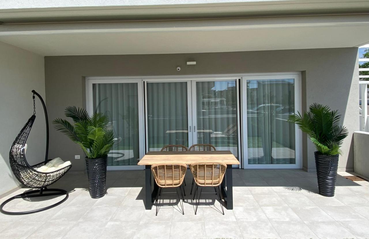 Sirio 7 Apartman Lido di Jesolo Kültér fotó