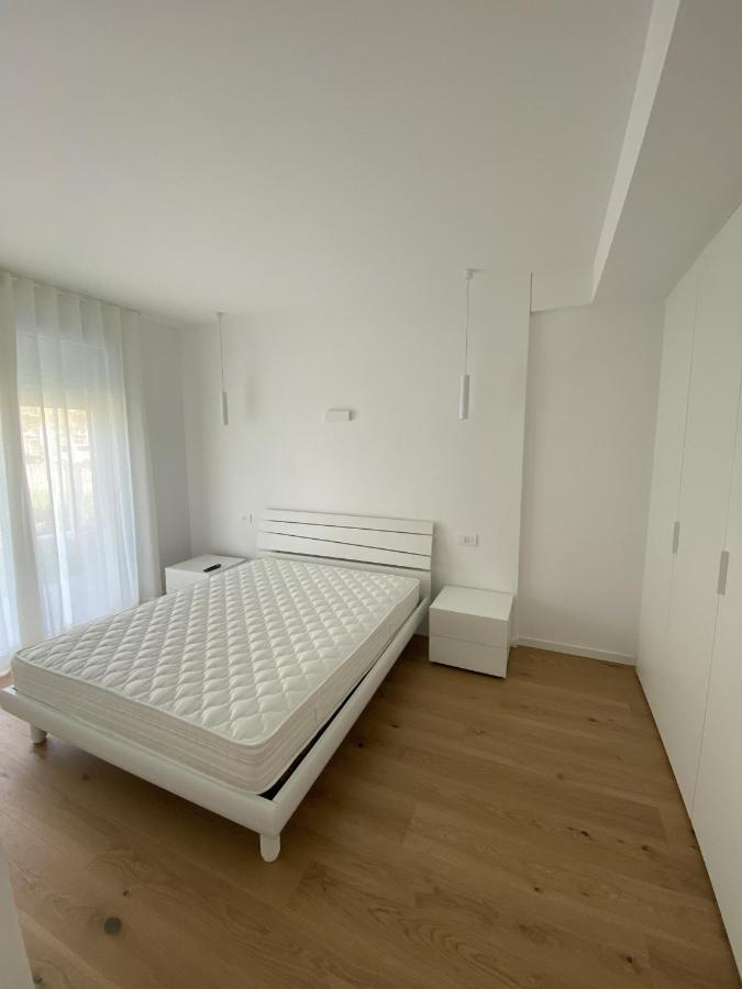 Sirio 7 Apartman Lido di Jesolo Kültér fotó
