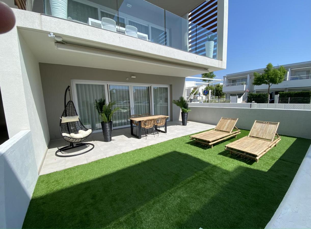 Sirio 7 Apartman Lido di Jesolo Kültér fotó